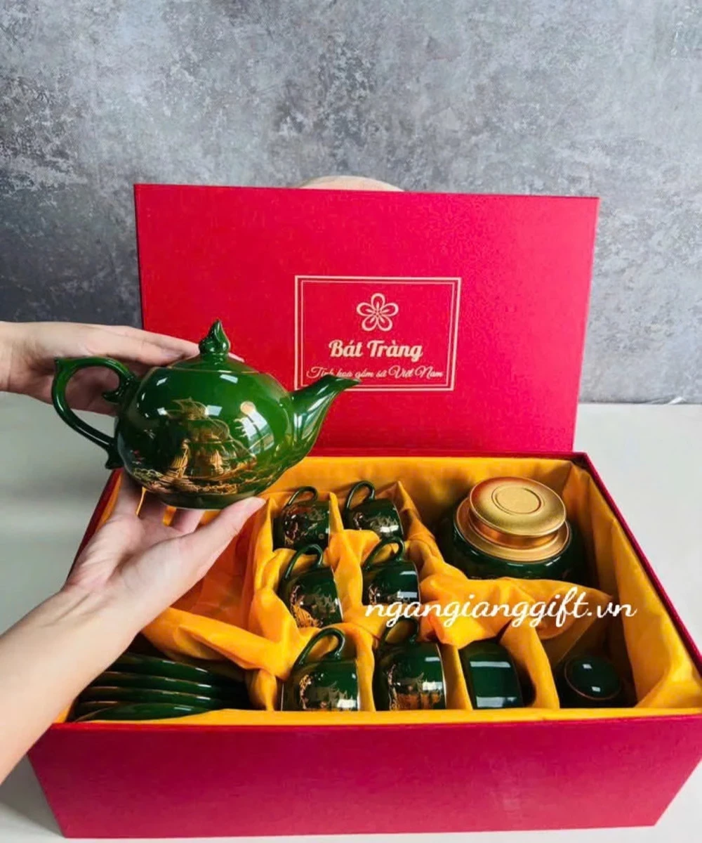 Bộ ấm chén BT08